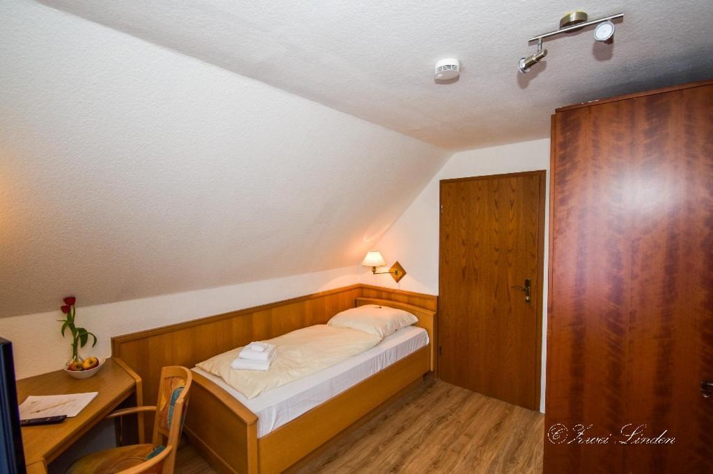 Hotel Zwei Linden - Links Der Elbe - Niedersachsen Balje Екстериор снимка