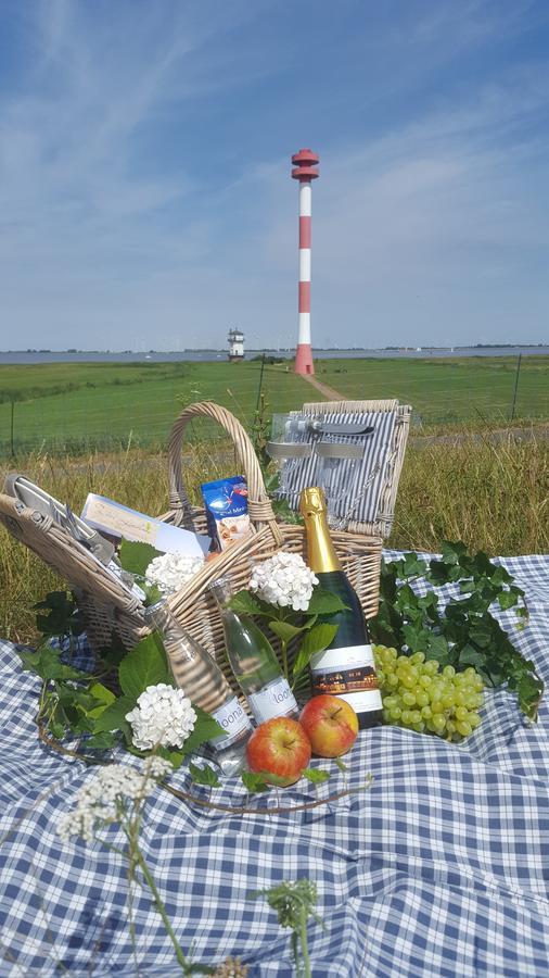 Hotel Zwei Linden - Links Der Elbe - Niedersachsen Balje Екстериор снимка